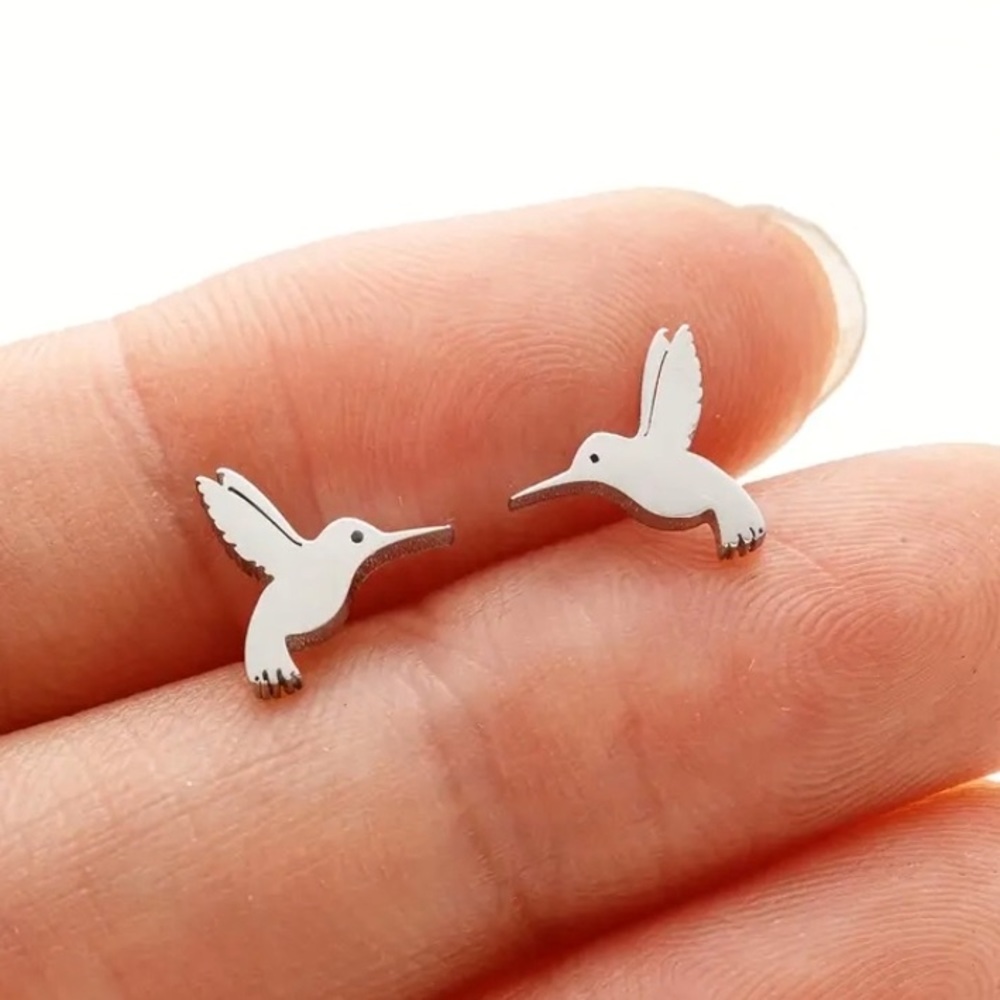 Dainty Hummingbird Silver Toned Stud Earrings - Picture 1 of 1